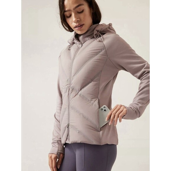 Athleta Inlet Down Puffer Jacket L Purple Lightweight Quilted Hood Outdoor - Picture 4 of 16